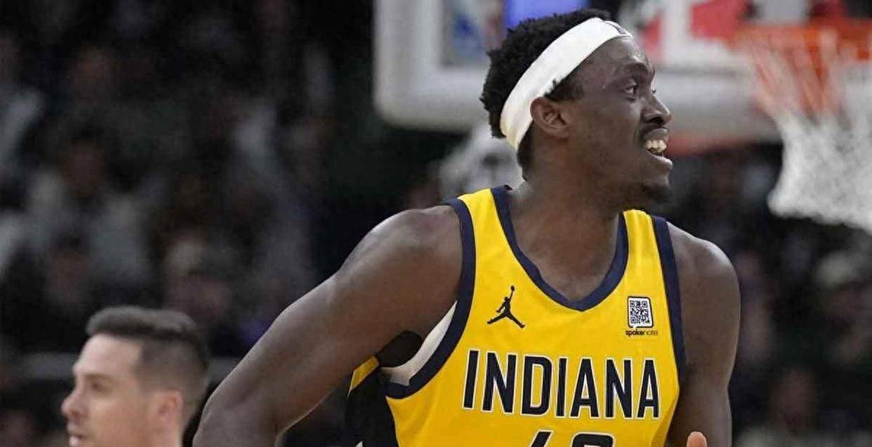 西亚卡姆连续七场比赛得分超过险胜，澳大利亚队不断突破！的简单介绍